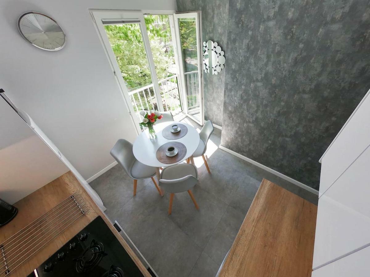 New Apartment - 300 M Town Hall - 3 Rooms - 7 People Breslávia Exterior foto