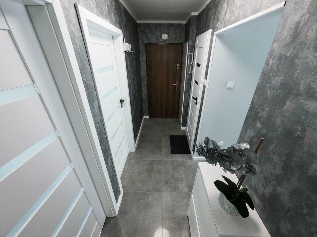 New Apartment - 300 M Town Hall - 3 Rooms - 7 People Breslávia Exterior foto