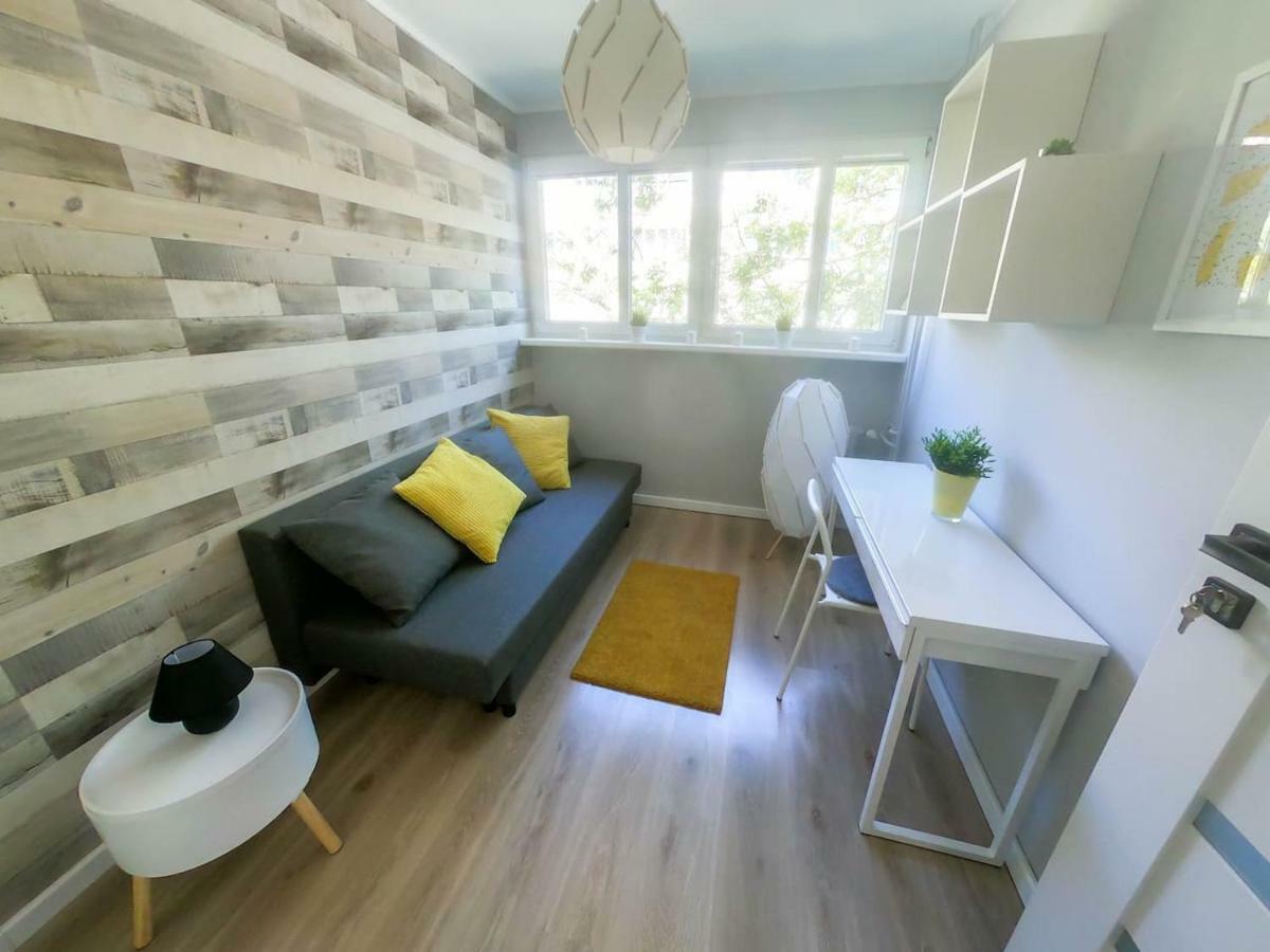 New Apartment - 300 M Town Hall - 3 Rooms - 7 People Breslávia Exterior foto